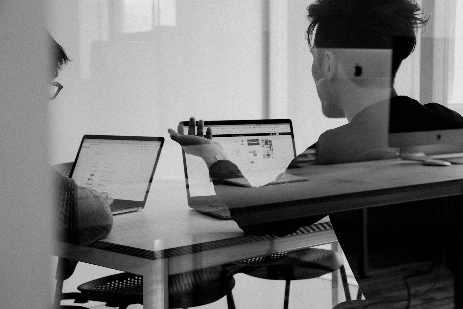 Un espace de travail. Photo d’illustration, Unsplash.